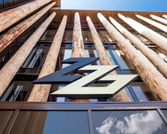 Photo de la scierie Ziegler à Plößberg, récemment acquise par Rettenmeier Holding AG, illustrant l'intégration de nouvelles opérations dans l'industrie du bois